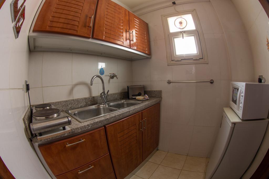 الشقق الفندقية الكويتفي  Sara Plaza (Adults Only) الغرفة الصورة
