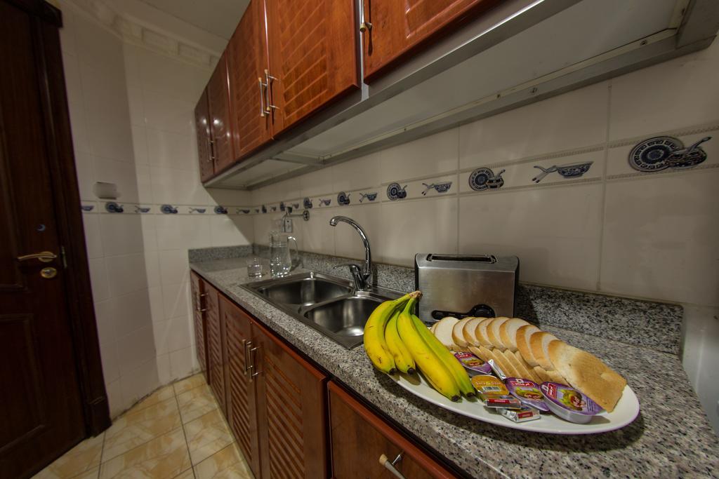الشقق الفندقية الكويتفي  Sara Plaza (Adults Only) الغرفة الصورة